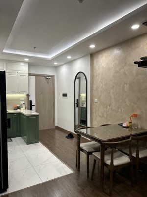 chính chủ bán căn hộ 3 ngủ 2 vệ sinh 76,2m2 giá 6 tỷ 950 tòa i5 imperia vinhome smart city