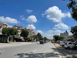 bán nhà đẹp phú lương, 35m, 5 tầng, giá 5.8 tỷ, ô tô tránh, kinh doanh.