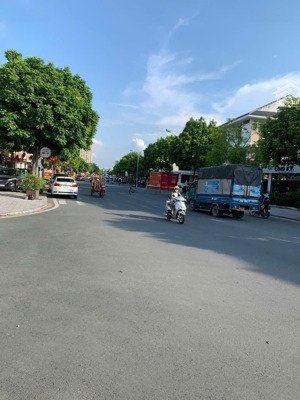 bán đất mặt đường lạc long quân tây hồ hà nội