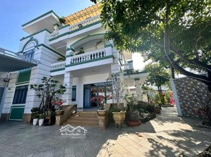 biệt thự 706m2 siêu đẹp gần bến xe phía nam xã diên lạc ( diên thạnh cũ), khánh hòa