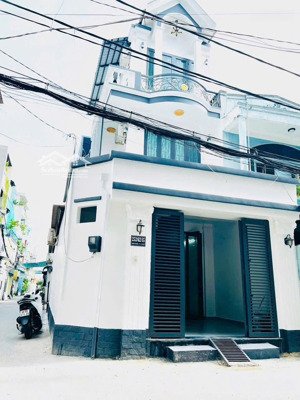 bán nhà hẻm xe hơi 6,5m thông phạm văn chiêu p9 gò vấp 5x18m, cn 90m2 nhà 3 tầng giá 8 tỷ