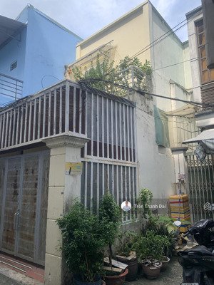 nhà bán trệt, lầu -64m2( 3,5 x 15,5) nở hậu 4,5m- giá:6tỷ5 tl, hẻm sau lưng căn mt phạm t hiển p1q8