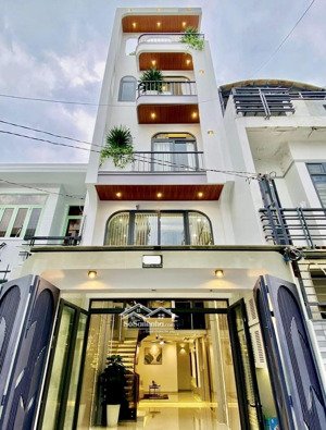 chỉ 4tỷ690 sở hữu ngay nhà 78m2 đường oto phạm ngũ lão-q1, gần metro bến thành. đang cho thuê 32tr