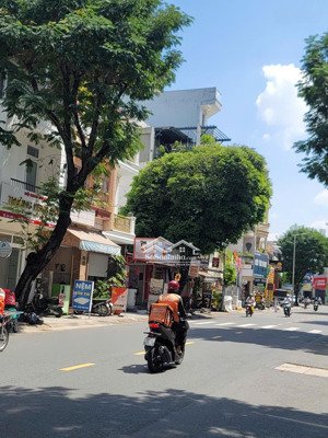 bán căn góc 2 mt đường vườn lài, tân phú, hcm giá chỉ 16,5 tỷ tl !