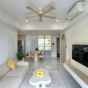 1pn siu phẩm nét căng ngay phan xích long giá siu nhỏ