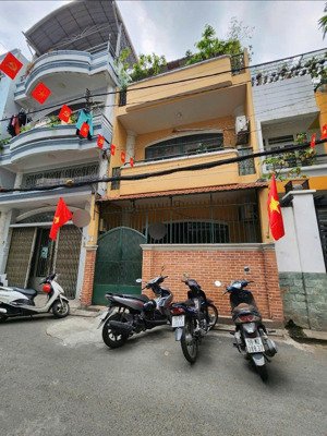 5mx25m, cn 121m2 -bán nhà mặt tiền năm châu,p11,tân bình- giá 14 tỷ tl