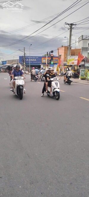 NHÀ MẶT TIỀN MẬU THÂN 1 PHƯỜNG 3 VĨNH LONG (CÁCH CHỢ P3 100M )