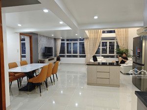 bán ch thông tầng phú hoàng anh nhà bè . 4pn, nhà đẹp . lh : phượng