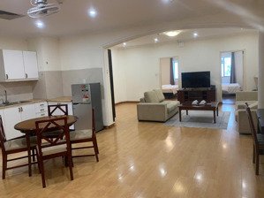 cho thuê tòa căn hộ dịch vụ phố triệu việt vương, 90m2, gồm 2pn, giá 15tr, giá gồm dịch vụ tòa nhà