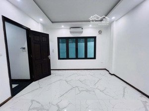 sở hữu ngay siêu phẩm giá tận tâm chỉ 11.8 tỷ phố lò đúc 30m2 5 tầng mặt tiền 7.8m hai bà trưng