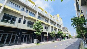 nhà phố thương mại sẵn sàng vào ở đón tết!