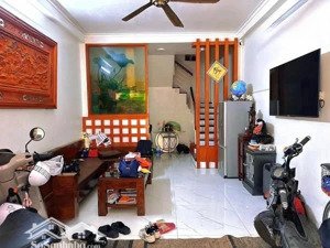 bán nhà riêng hoàng hoa thám - dt 33m2 - 4 tầng - 15m ra ô tô - trung tâm ba đình