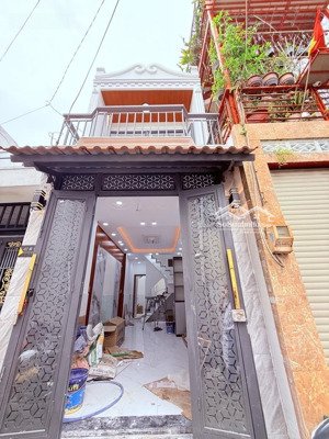 nhà đẹp hẻm xe hơi- dtsd 72m2- lê văn khương quận 12- 3 phòng ngủ