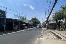 đất kinh doanh tại phú hữu, q9 có ngay 90m2 gần chợ phù hợp sinh lời