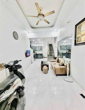 bán nhà riêng yên lãng - 24m2 (thực 28m2) lô góc - 2 mặt thoáng - 4 tầng - giá 7.5 tỷ