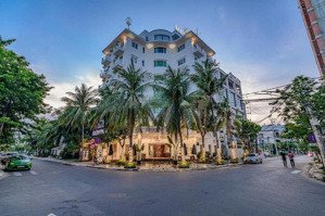 bán tòa khách sạn biển 6 tầng góc ngã tư hoàng kế viêm, lê quang đạo ngay phố tây an thượng