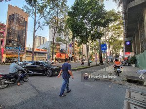 bán nhà 286 đường trần hưng đạo quận 1 ngay bộ công an , dt: 77m (5,5 m x 14 ) 6tầng - giá 32 tỷ