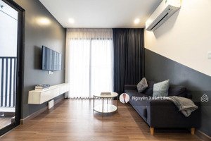 cần bán căn 68m2 full đồ view nhìn vịnh đảo hồ đẹp long lanh giá 5,590 tỷ bao phí oasis s1 ecopark