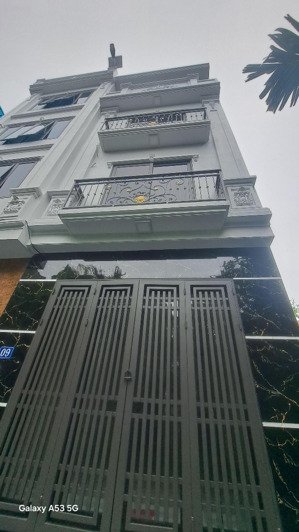 nhà đẹp lung linh,phụng châu, chương mỹ ,,40m x 4t,giá 3,65ty 