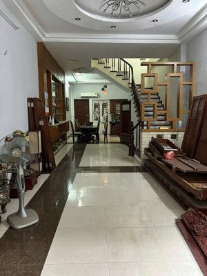 bán nhà dân xây 5t hoàng quốc việt 7.35 tỷ