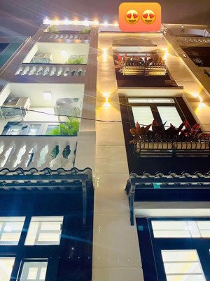 siêu phẩm nguyễn gia trí, p25, bình thạnh. dt 68m2/giá 3,530tỷ, cách trường đh hutech chỉ 3 phút.