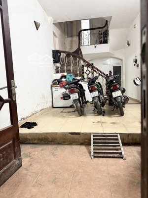 kim giang - hoàng mai, 65m2 5tầng mt4m, 10.5tỷ(ctl), dân xây, mặt ngõ rộng thoáng, chủ cần bán gấp.