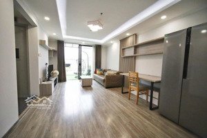 tôi bán nhà tại kim mã 102m2, 8 tầng, 10m mặt tiền.