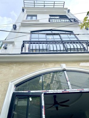 nhà mới 4 tầng sát mặt tiền bùi đình tuý, hẻm xe hơi tặng nội thất chỉ 7,38 tỷ