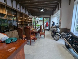 bán nhà mặt phố lô góc lạc long quân, 52,8 tỷ, 68m2, 6 tầng, 8pn, 10wc, tây hồ, hà nội