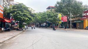 BÁN NHÀ PHỐ CỔ NGỌC LÂM - LONG BIÊN 60M, MT 3.8M, GIÁ NHỈNH 10 TỶ, Ô TÔ TRÁNH, KINH DOANH.