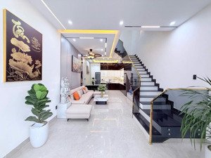 bán nhà đẹp 2 lầu hẻm xe hơi - giá ngộp 4,75 tỷ/72m2 - điện biên phủ - gần ngã 4hàng xanh, sổ riêng