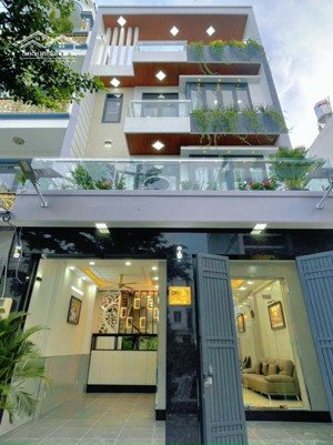 nhà phố - 4 tầng - 6.5x13 - hxh - gần phú mỹ hưng - giá 8 tỷ xxx