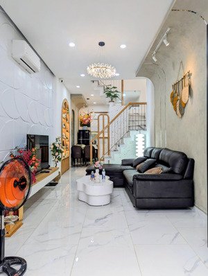 bán nhà đẹp full nội thất - view chung cư dream home - 2 tầng - hẻm 3m sát mặt tiền - chỉ 4,x tỷ
