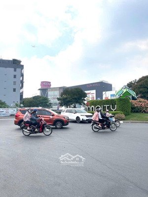 bán nhà tân sơn nhì 77 m² 3 tầng 6 tỷ 3 bước ra mặt tiền