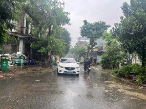 đẳng cấp, 240m2, khu đô thị hoà xuân, mặt tiền hà duy phiên ngang 10m chỉ 11.6 tỷ cẩm lệ.