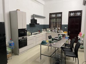 bán căn phân lô trung tâm cầu giấy - 5 tầng 60m - 3 thoáng - ô tô ngủ trong nhà - gần trung kính