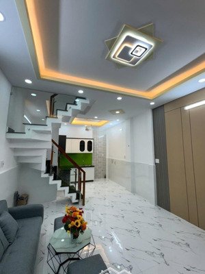 nhà mới ở ngay đường số 14, gần chợ lê văn quới, sổ vuông vức, chỉ 3.75 tỷ