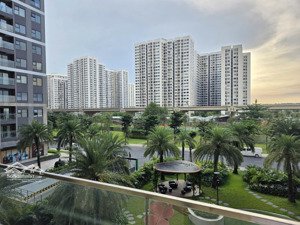 căn góc 2pn+1 view hồ bơi và vành đai 3 vinhomes grand park 3 tỷ 827 all in