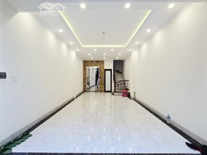 duy nhất tại thạch bàn - ngõ thông - 7 chỗ vào nhà - 6 tầng thang máy - full nội thất