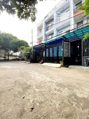 nhà 3 tầng cư xá ra đa khu cán bộ an ninh, đường 10m, 58m, chỉ 8,15tỷ