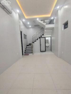 M800: Cho thuê nhà cầu vượt Đông Hải, Hải An