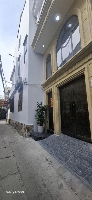 chdv chuẩn 5 sao, thanh lãm, hà đông , 6 tầng thang máy, 23 phòng kk, nhỉnh 20 tỷ. lh 