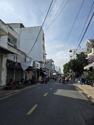 nhà mặt tiền lê văn quới.bình tân,nở hậu tài lộc,tiện kinh doanh ,cho thuê hoặc ở.chỉ nhỉnh 14tỷ.