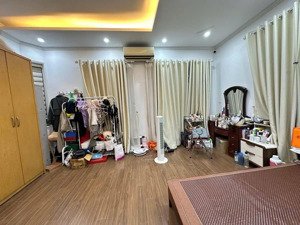 bán nhà siêu phẩm long biên 32m2 xmt5met (7,5ty) lô góc - 3 mặt thoáng trước - 10m ra phố kinh doan