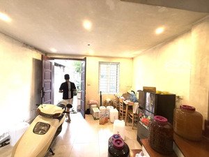 nhà phố lệ mật- việt hưng- lb 70m 4 tầng m.tiền 4.1m giá 9.9 tỷ