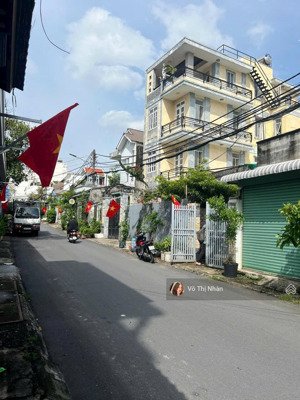 bán 2 nền liền kề mtkd đường 3 - cạnh bệnh viện thủ đức - giá 6 tỷ/ nền