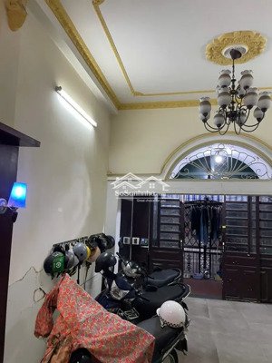 bình thạnh, ung văn khiêm, chdv hẻm ô tô, khu nhiều trường đh, dòng tiền 800tr/năm. giá 16,29 tỷ