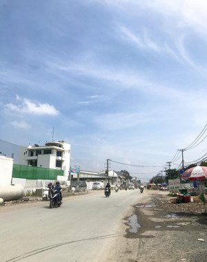 sinh lời ngay 15tr/tháng, vừa ở vừa cho thuê, nhà 140m2 ngay lò lu, trường thạnh, q9, nhỉnh 7 tỷ