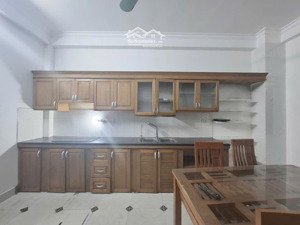 siêu dẻ nhà đẹp ở ngay - đa sỹ - hà đông, khu vực sầm uất, giao thông tiện, 30m,5t mt 5.6m, 5.8 tỷ