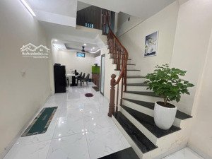 chị an cần bán gấp nhà gần bà triệu- 2 thoáng- nội thất xịn- 35m² 5t- gần ngã 5 hà trì- cạnh oto